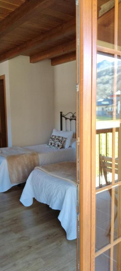 Casa Lixa Hotel Rural Albergue Las Herrerias Bagian luar foto