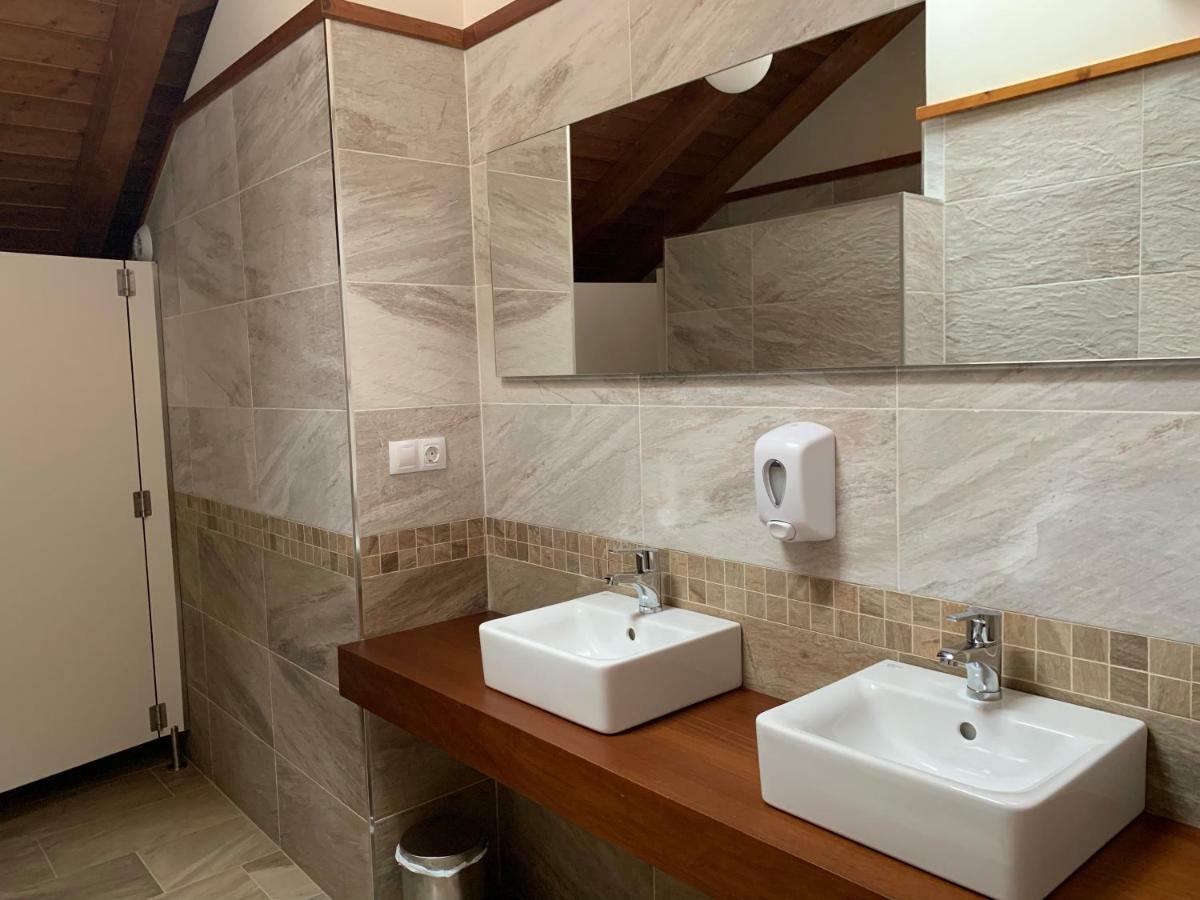 Casa Lixa Hotel Rural Albergue Las Herrerias Bagian luar foto