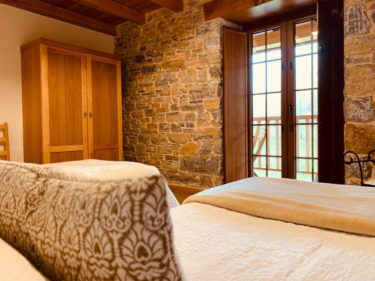 Casa Lixa Hotel Rural Albergue Las Herrerias Bagian luar foto
